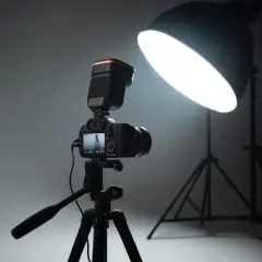 Jak zsynchronizować lampę błyskową z aparatem: Poradnik krok po kroku