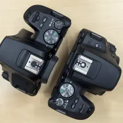 Najmniejsza lustrzanka Canon: EOS 250D czy EOS 100D?