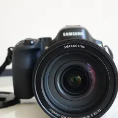 Samsung lustrzanki? Prawda o aparatach NX i czy warto je kupić