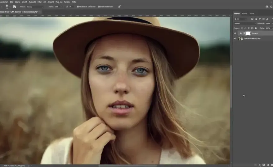 Jak rozjaśnić twarz w Photoshopie: naturalny efekt krok po kroku