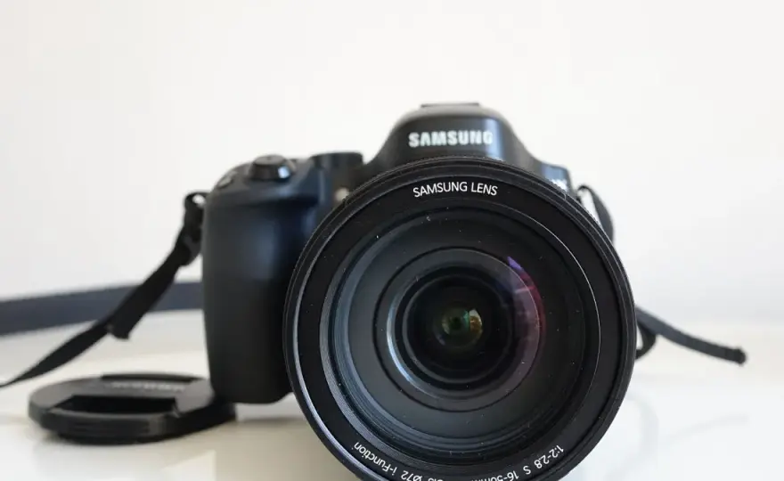 Samsung lustrzanki? Prawda o aparatach NX i czy warto je kupić